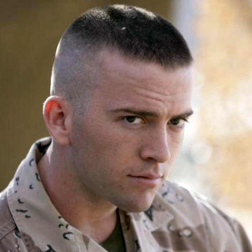 Стрижка фейд милитари