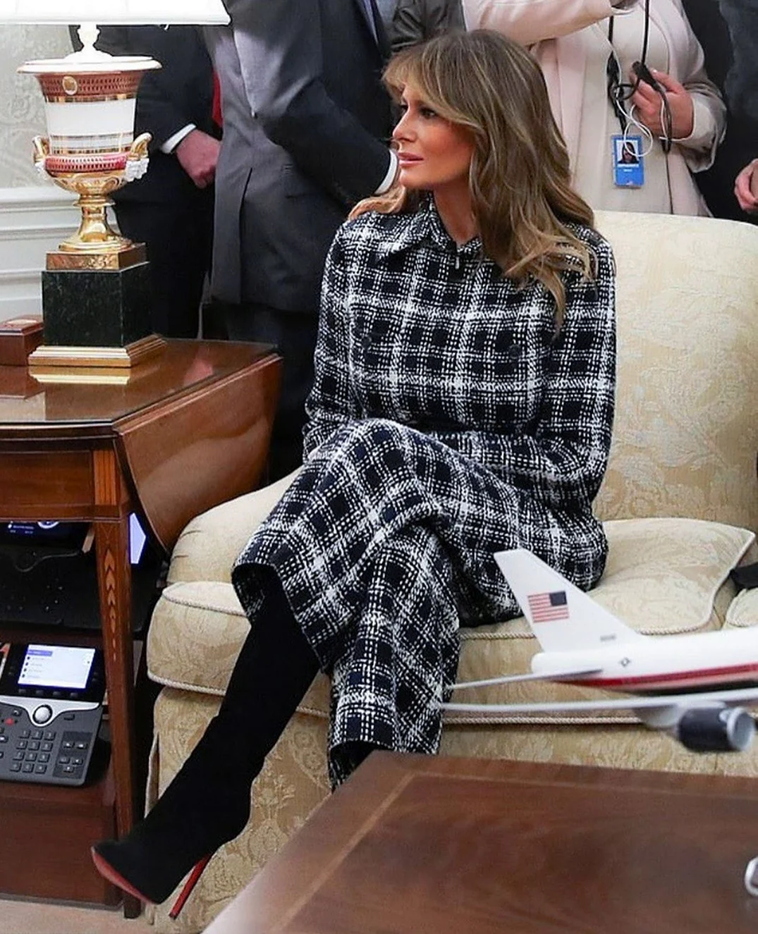 Мелания Трамп в пальто 2020