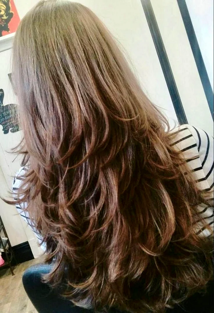 Каскад на длинные густые волосы