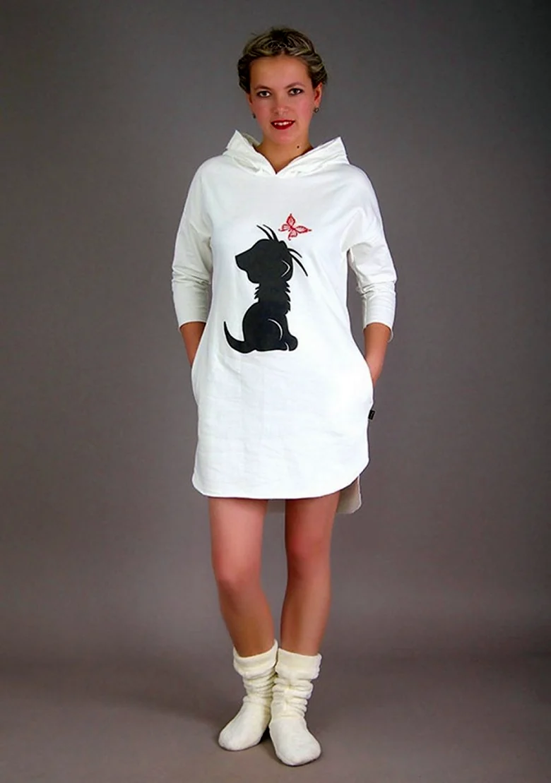 Оригинальное платье из футера