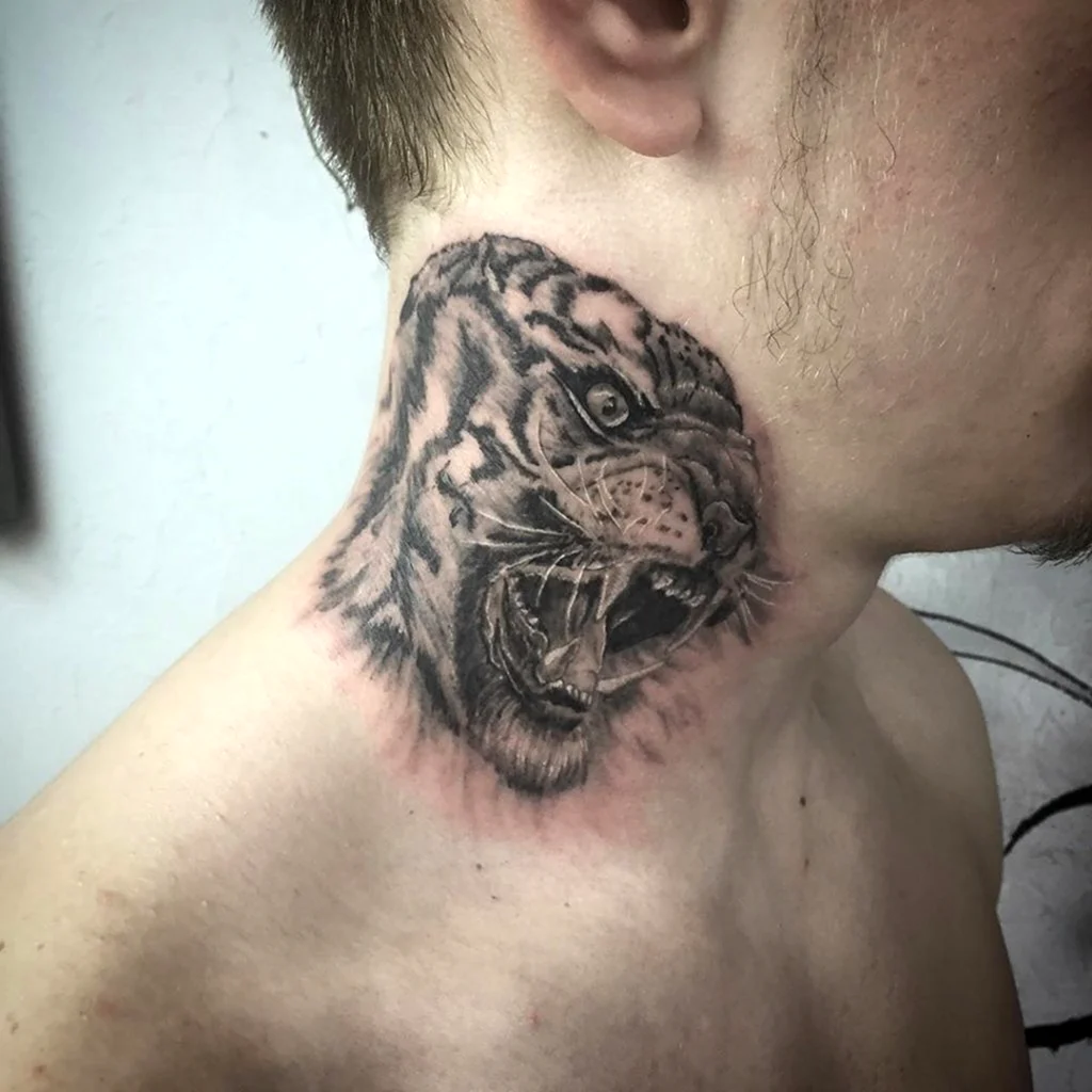 Тату на шее мужские тигр