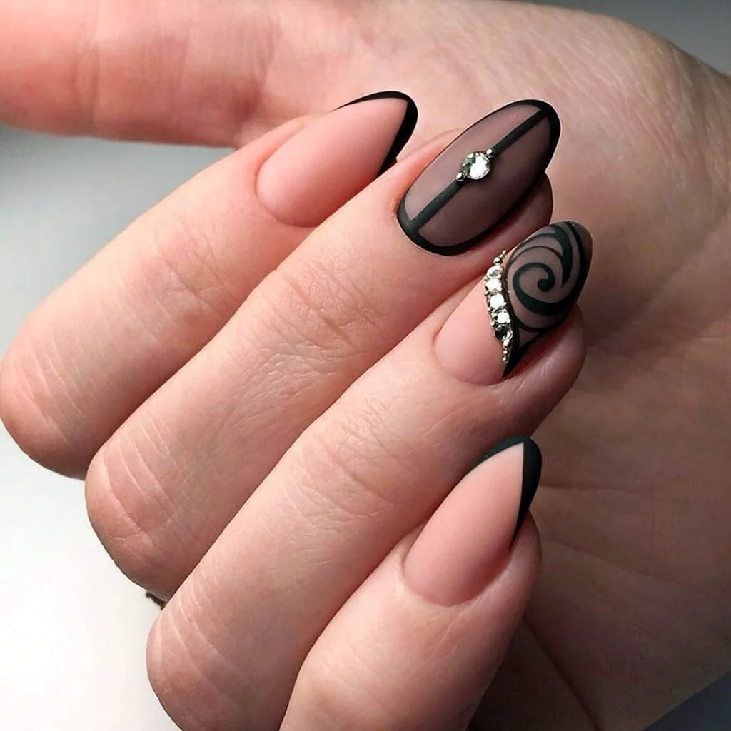 Маникюр колготки