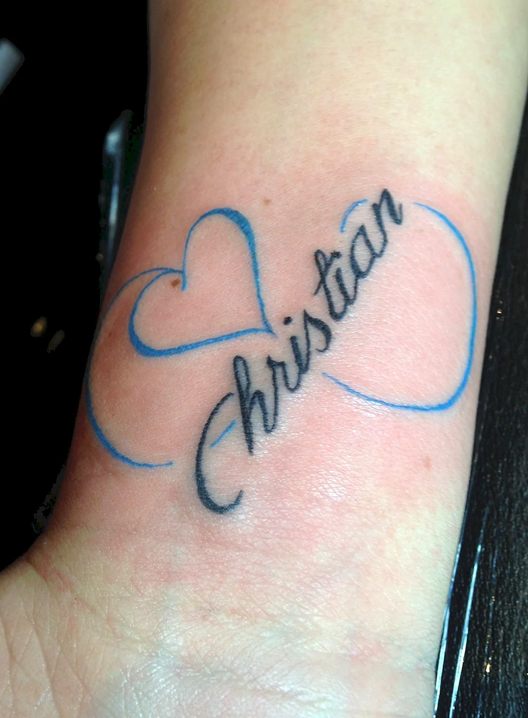 Тату с именем