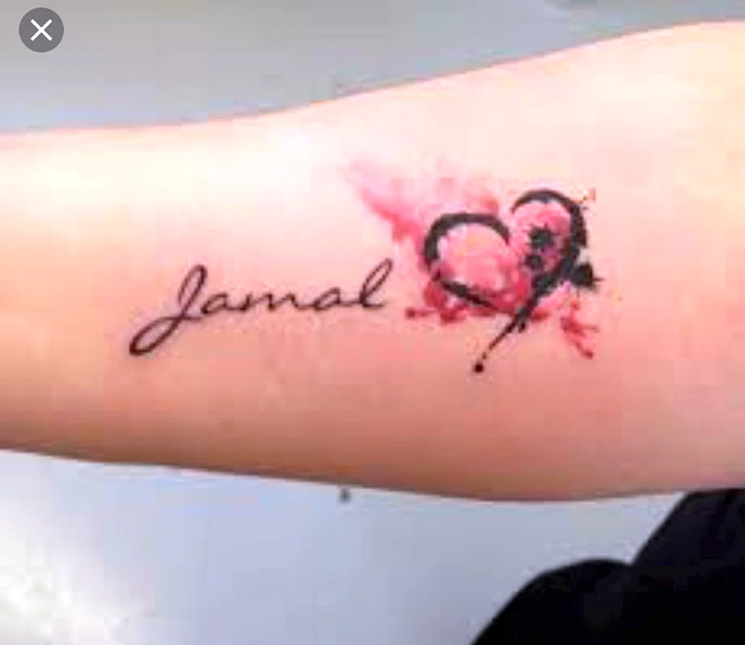 Тату с именем