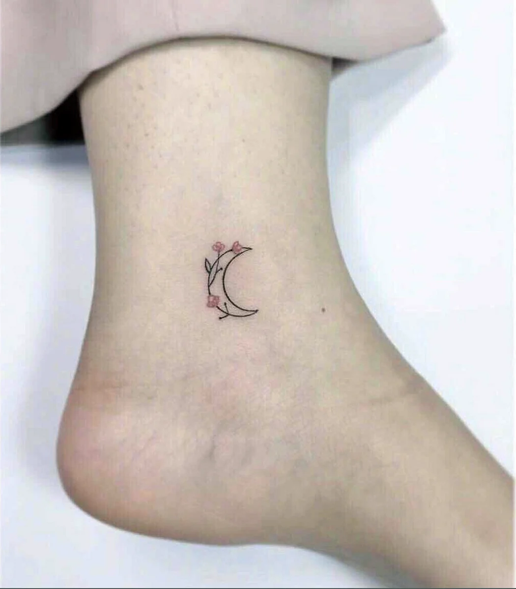 Мини тату Луна