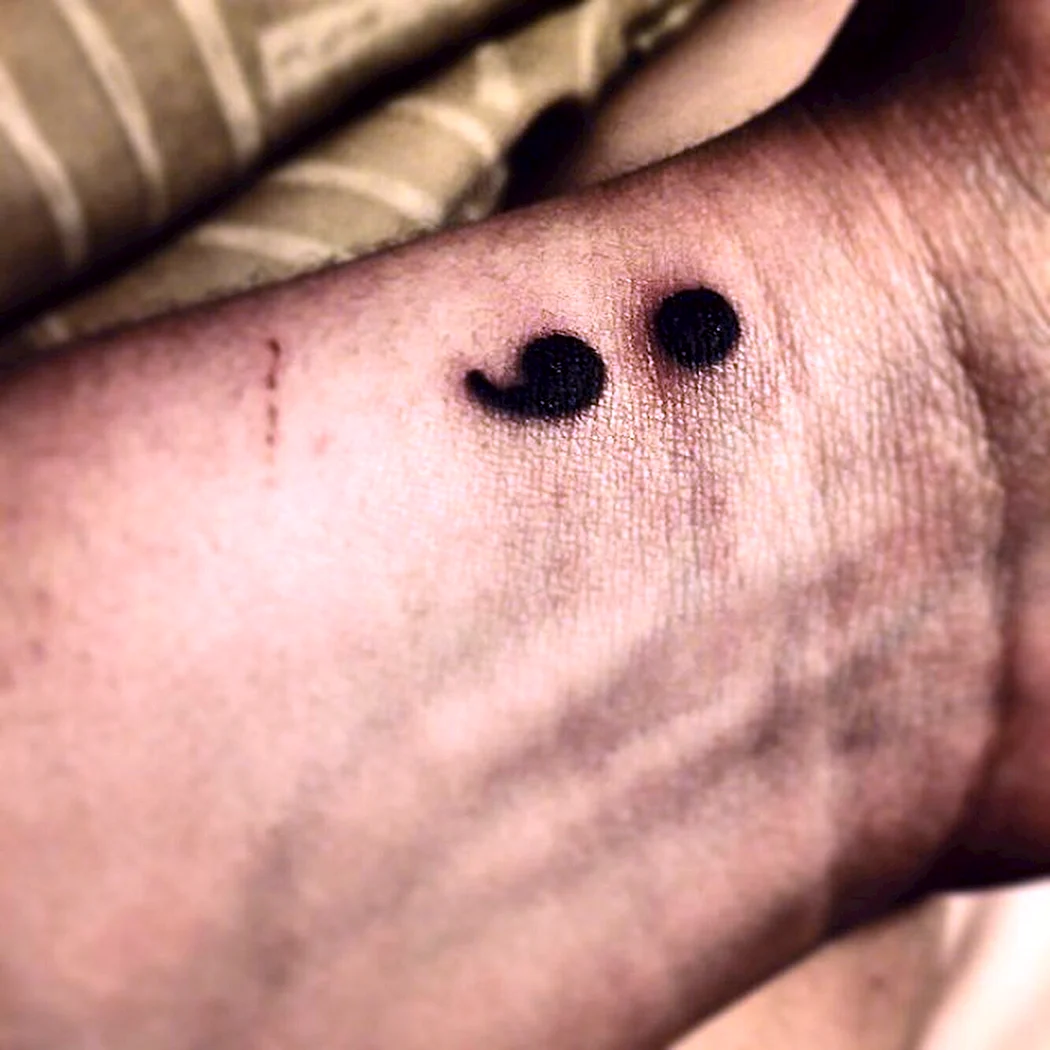 Тату точками