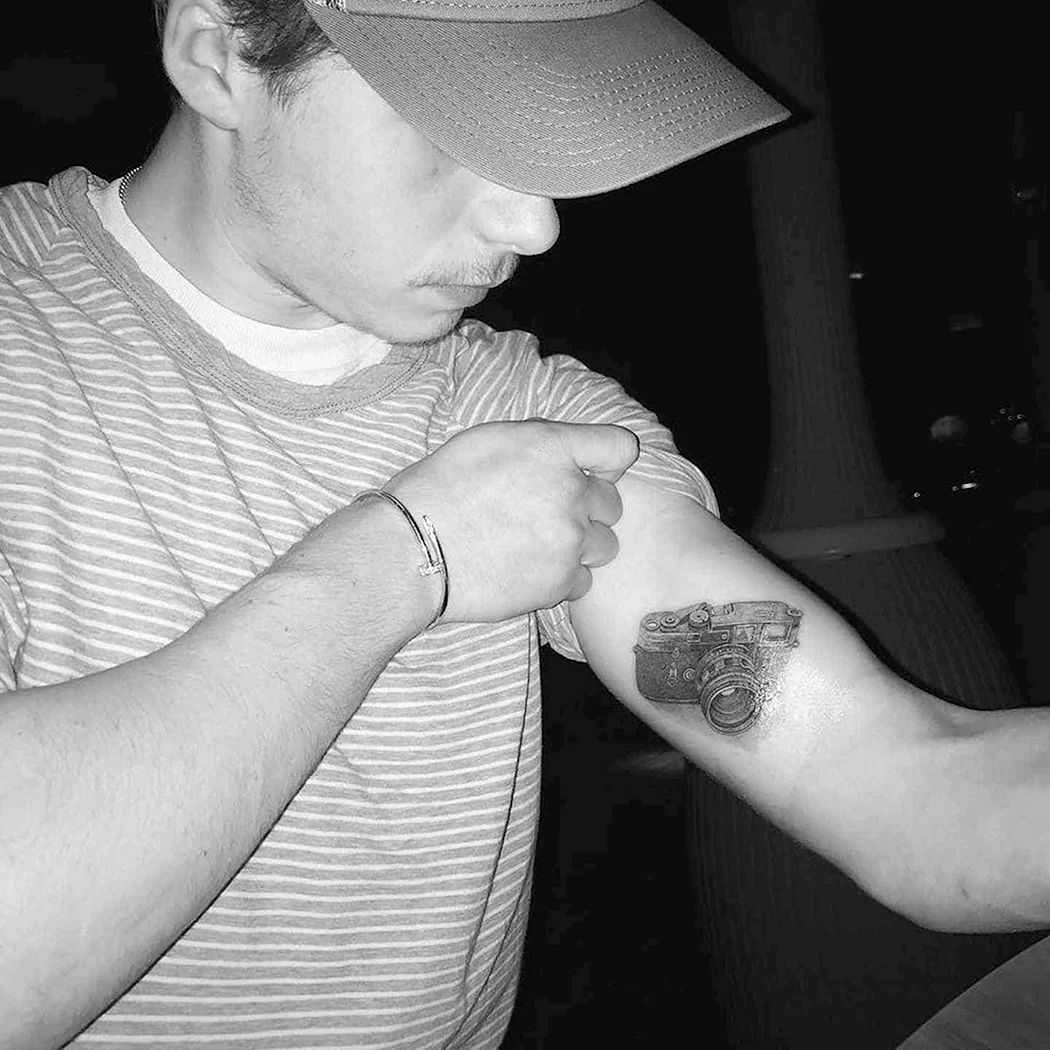 Бруклин Бекхэм тату