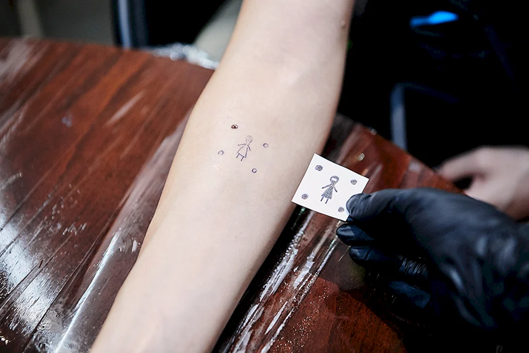 Один в четырех стенах тату