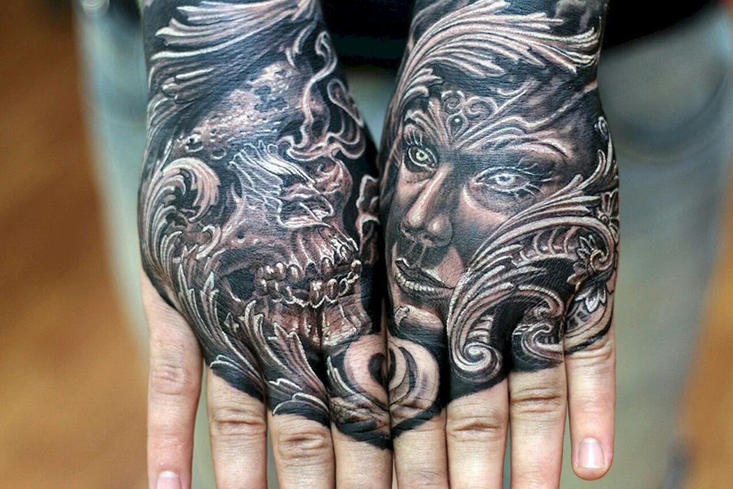 Тату на кисти