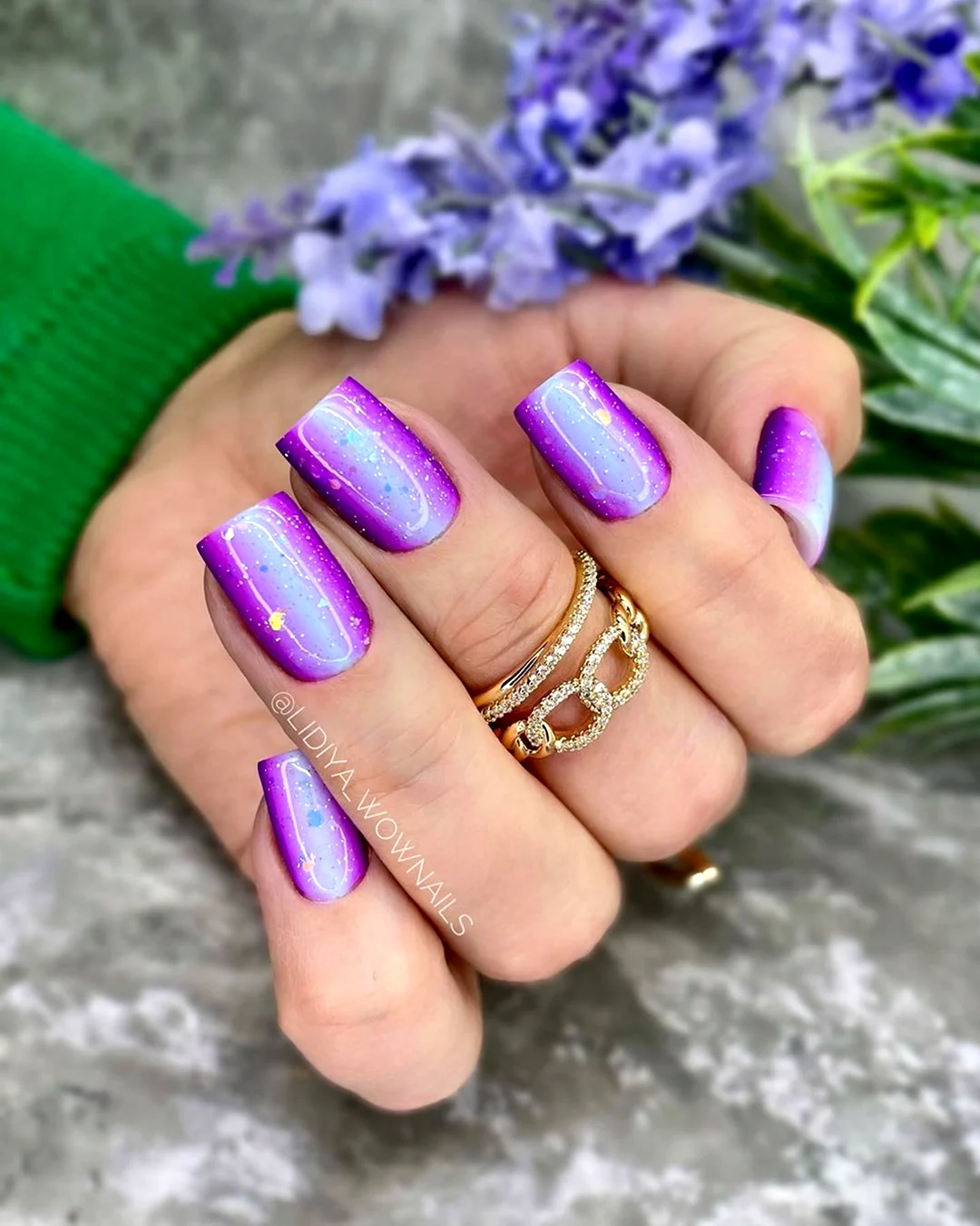 Маникюр декабрь 2022