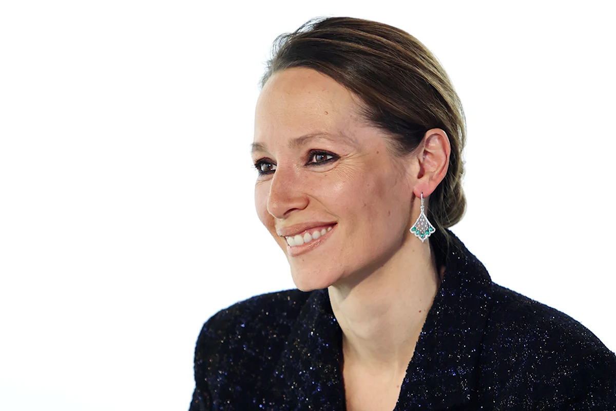 Дарья Златопольская белая студия