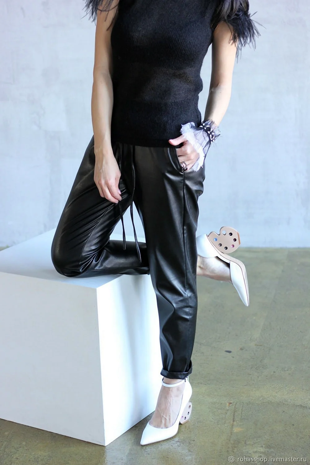 Брюки экокожа Зара 2021