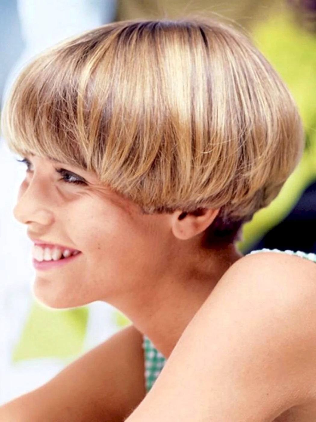 Стрижки Гарсон Боб