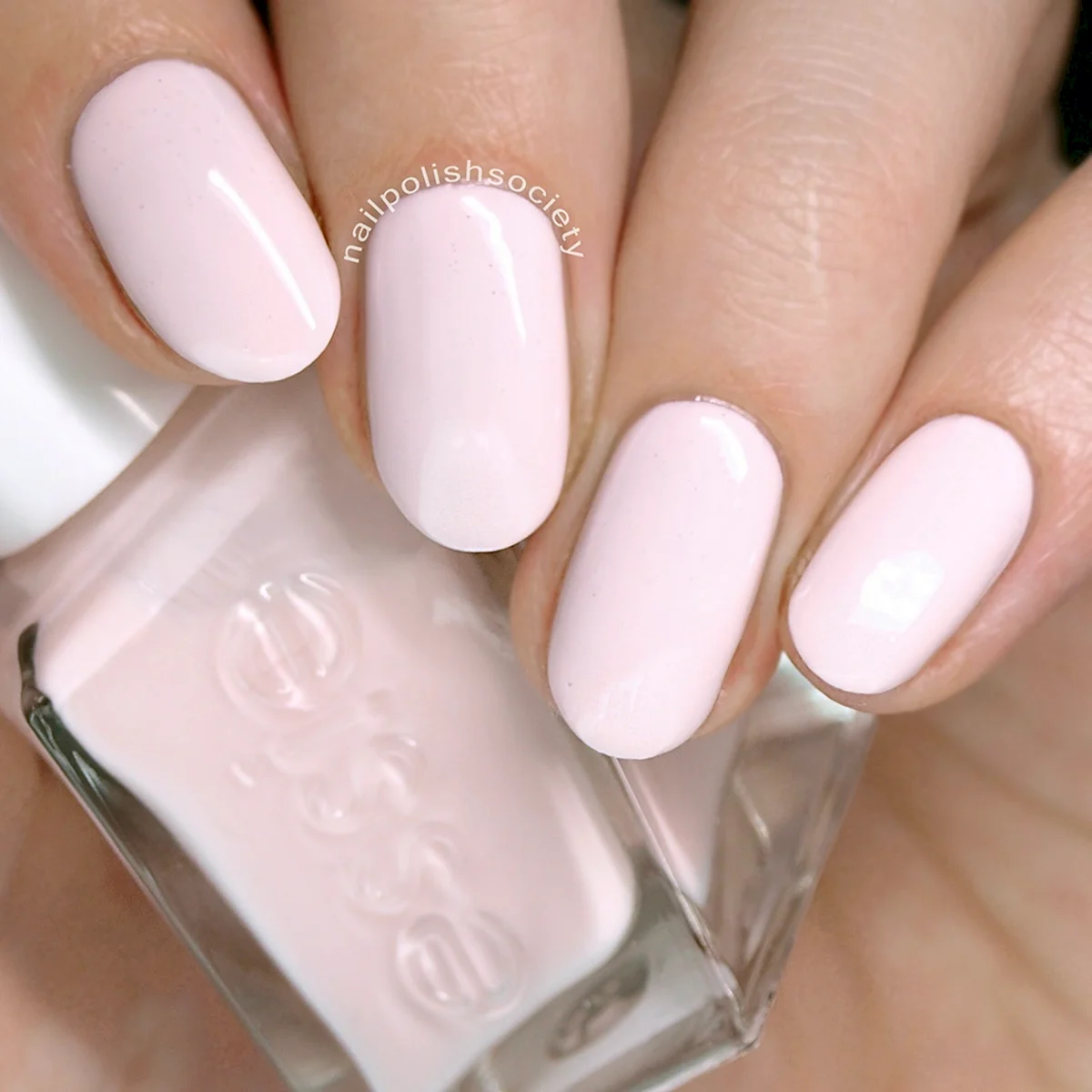 Лак Эсси молочно розовый