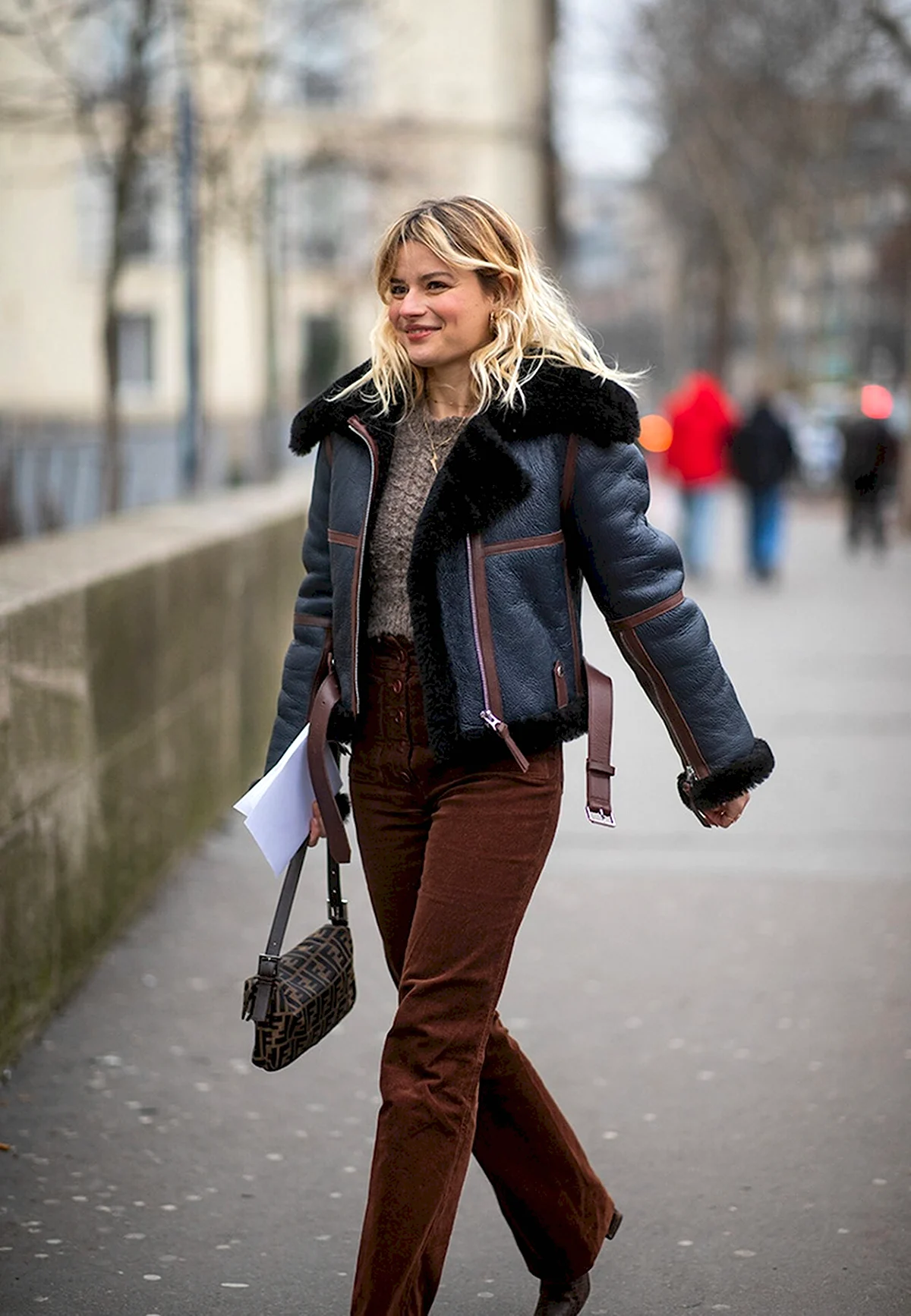 Шарф с дубленкой