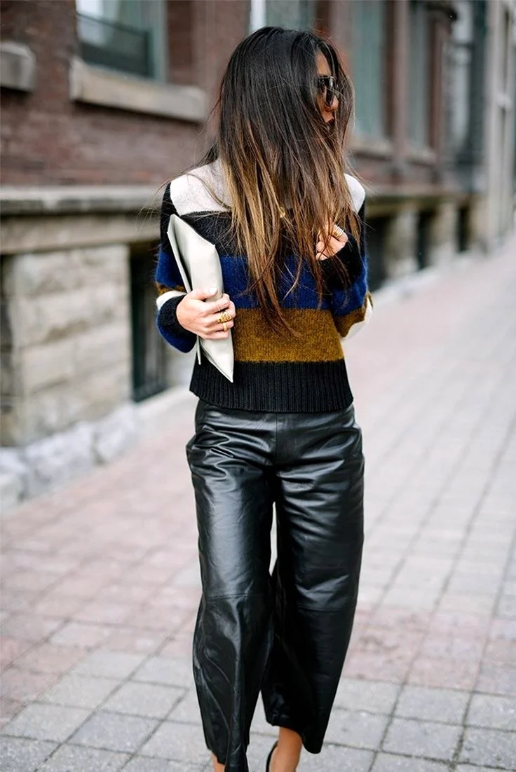 Образ с кожаными штанами широкими