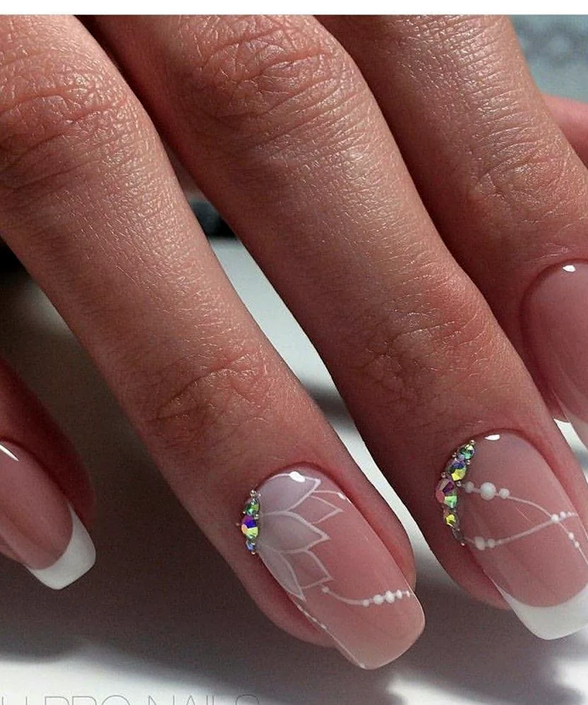 Маникюр дизайн