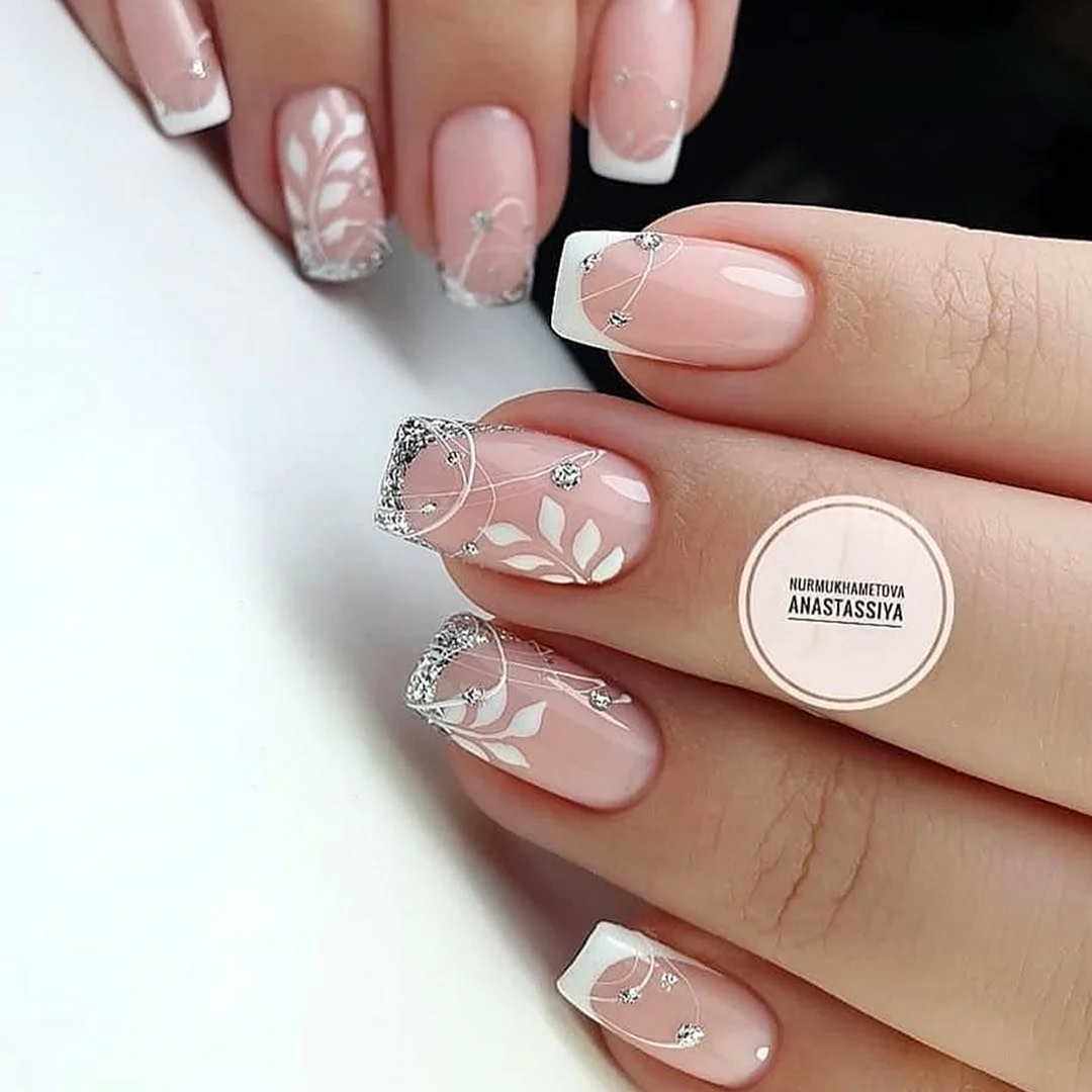 Свадебный маникюр нежный френч