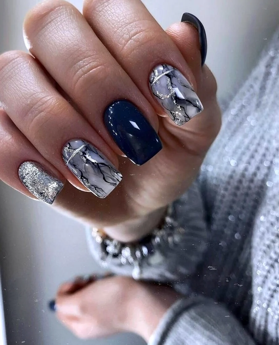 Маникюр мрамор