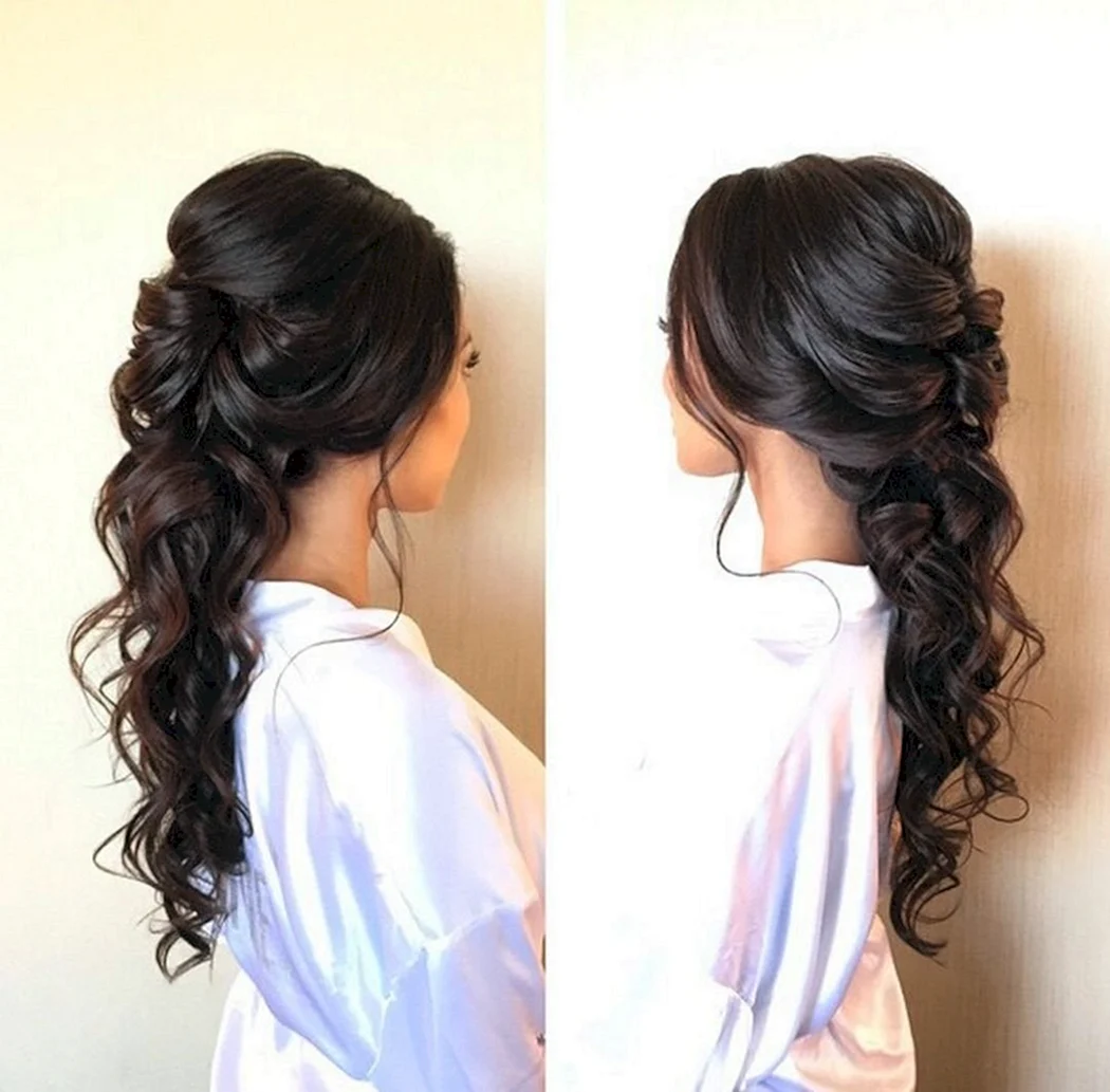 Мальвинка с высоким хвостом и локонами