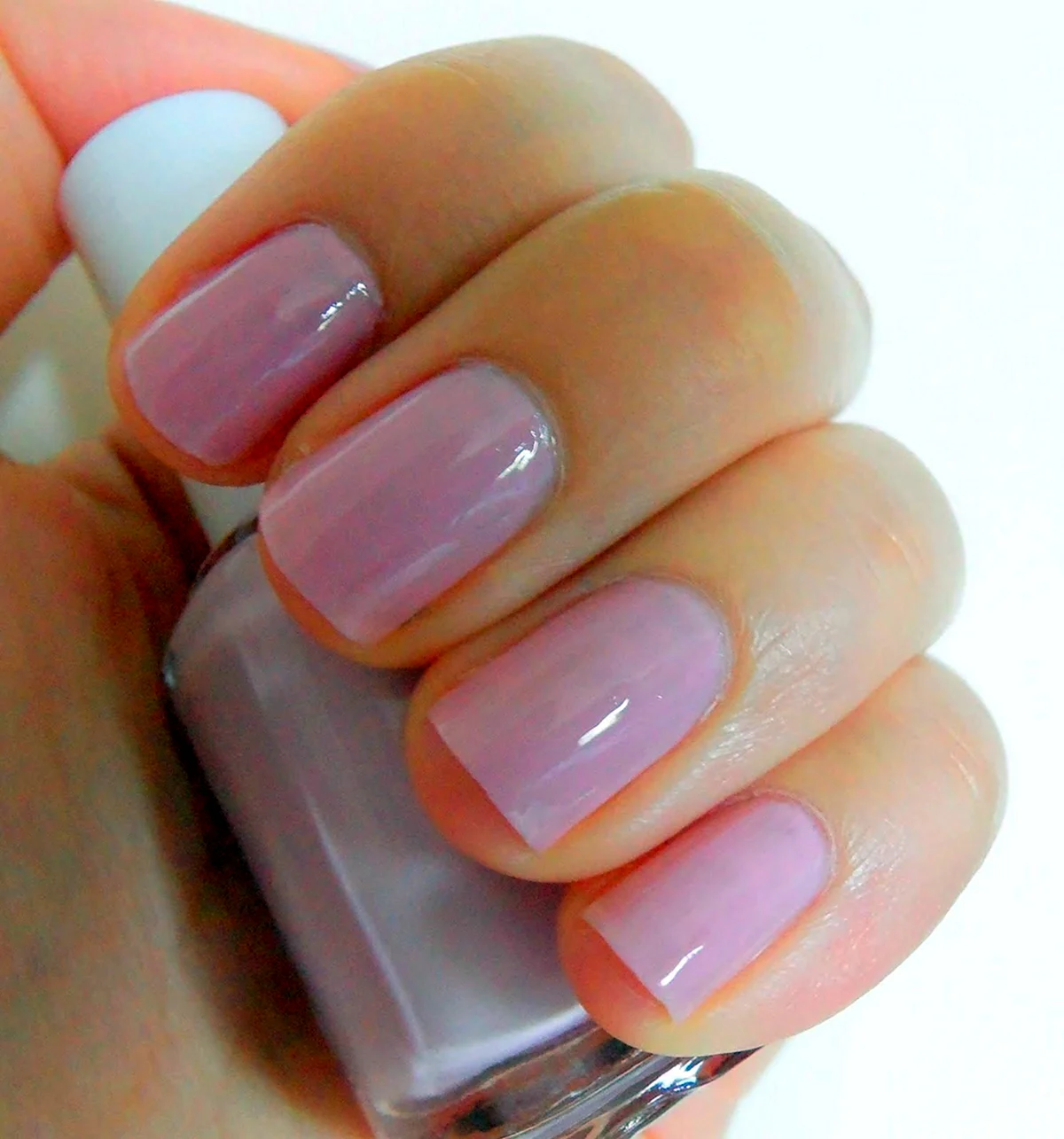 Лаки Essie розовый кварц