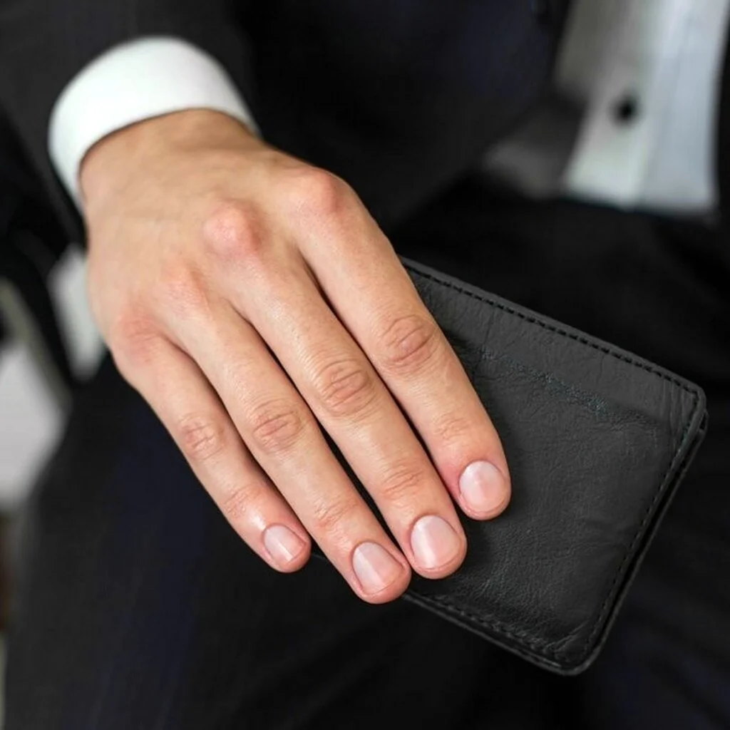 Мужской маникюр гигиенический