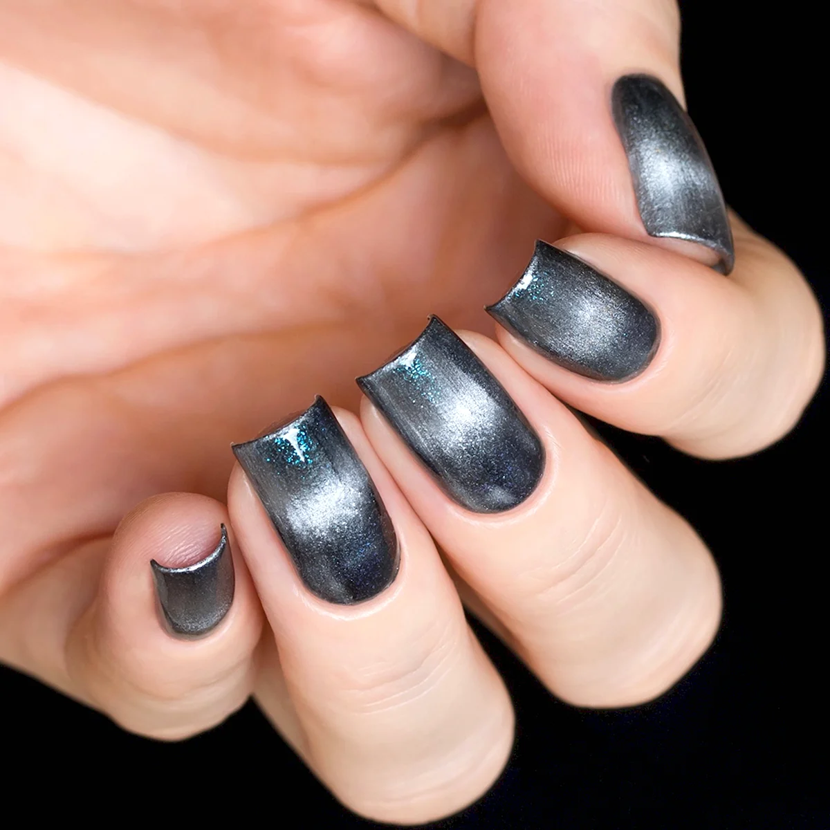 Маникюр кошачий глаз Масура