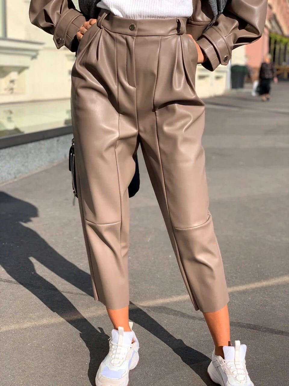 Брюки бананы