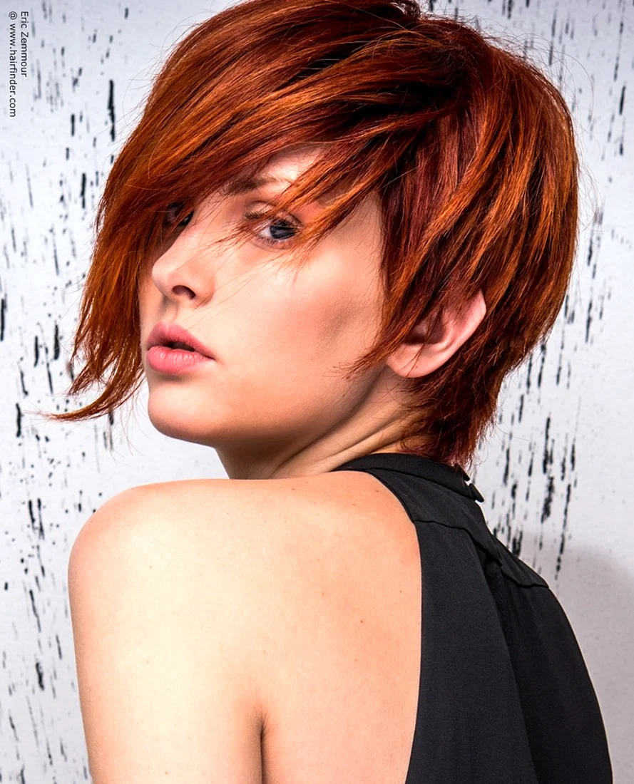 Асимметричное каре Деметриус