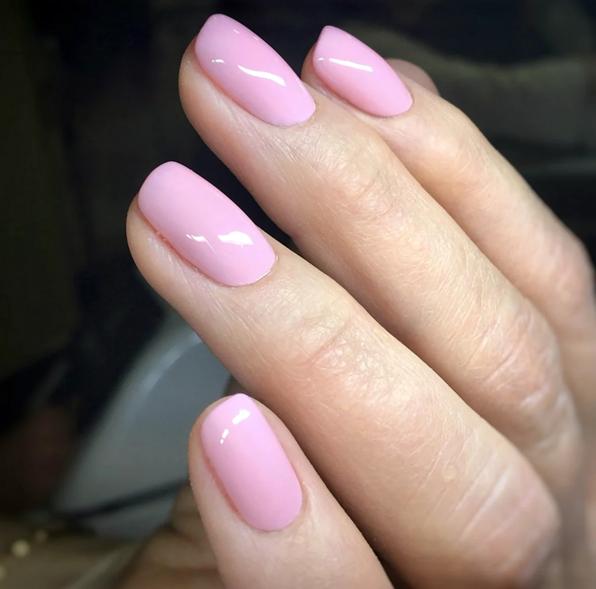 Молочно розовые ногти