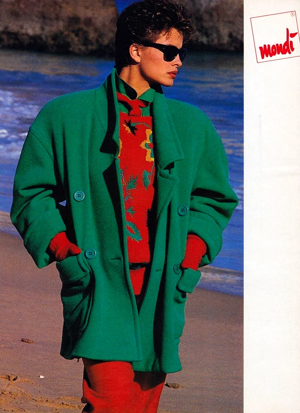 Пальто в стиле 80-х