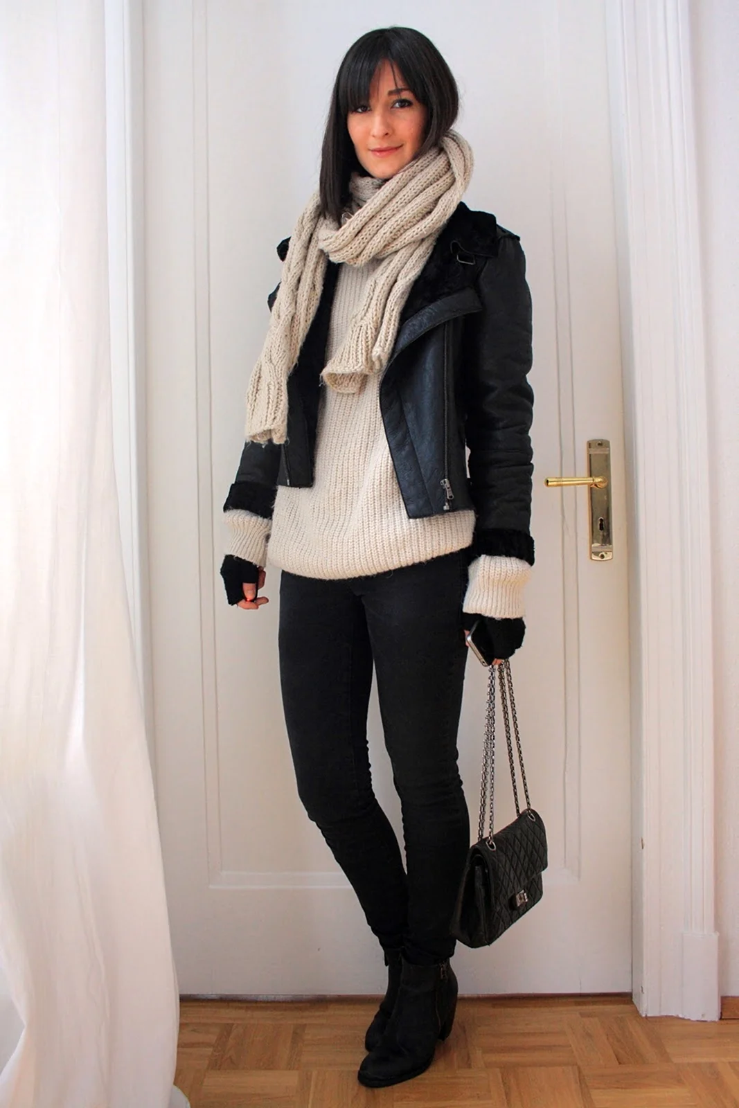 Шарф под короткую дубленку