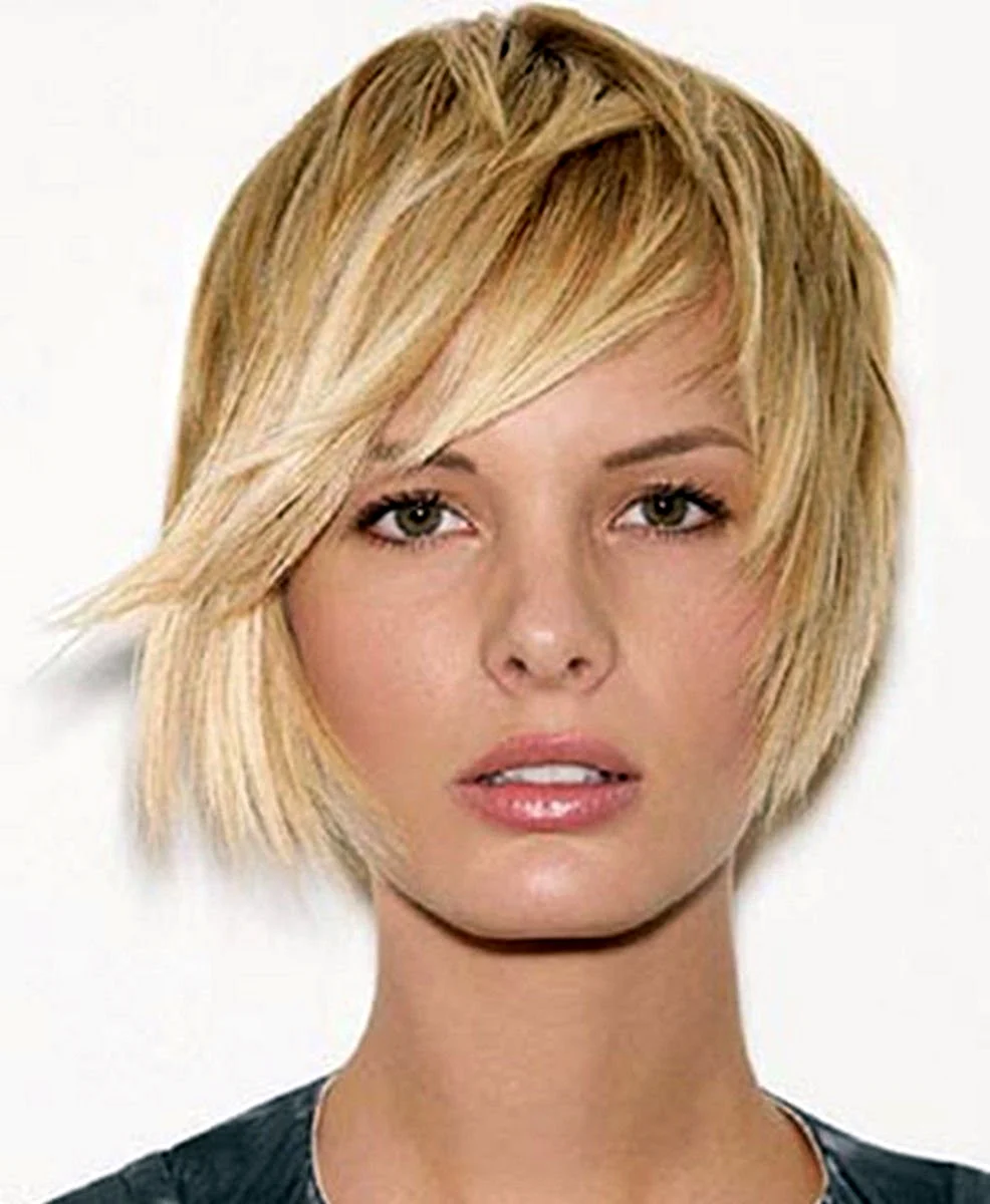 Укороченные стрижки женские