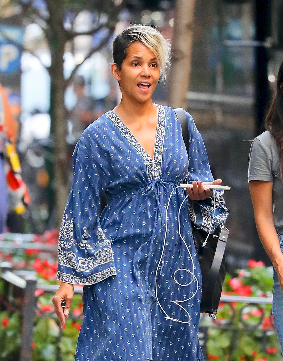 Хэлли Берри 2022