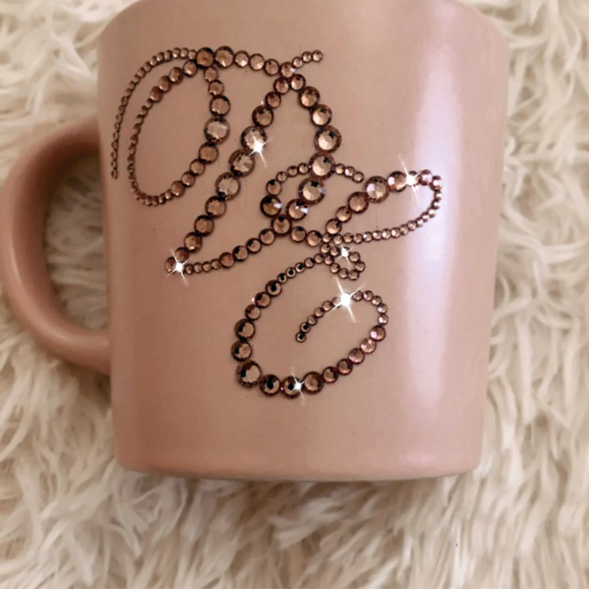 Кружки инкрустированные стразами