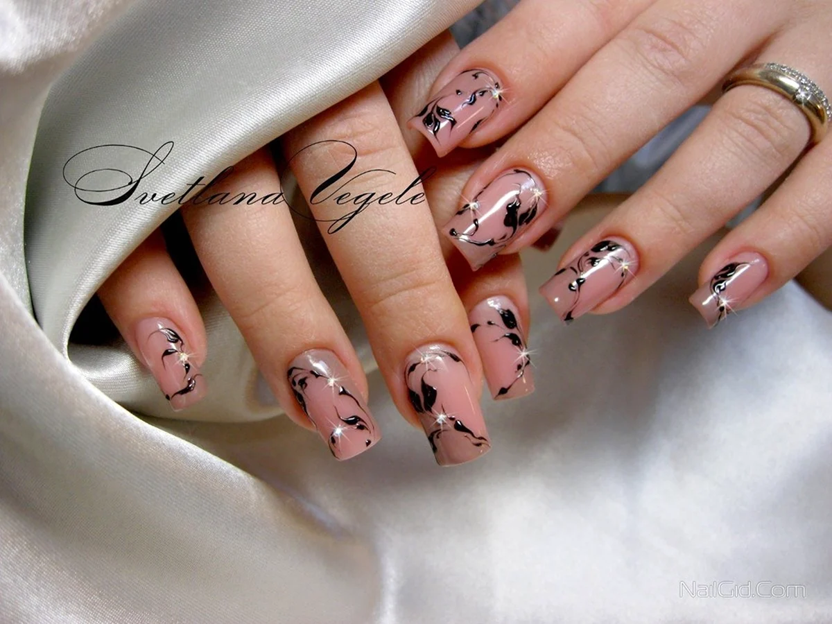 Оригинальный френч с рисунком