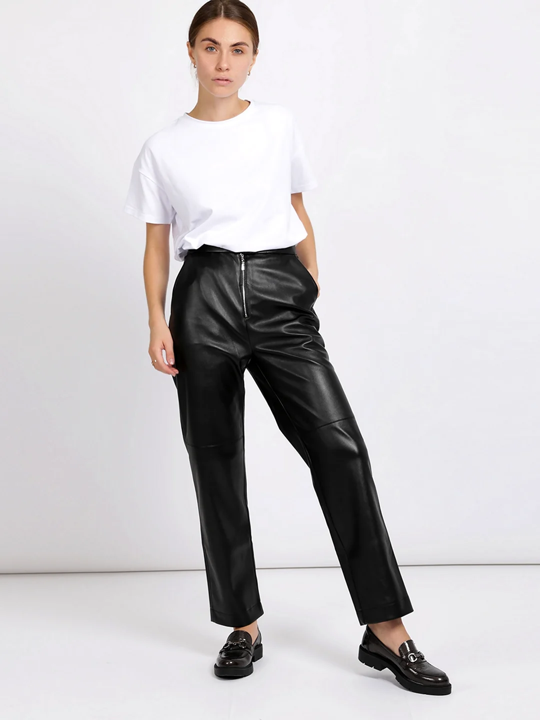 Кожаные брюки прямые