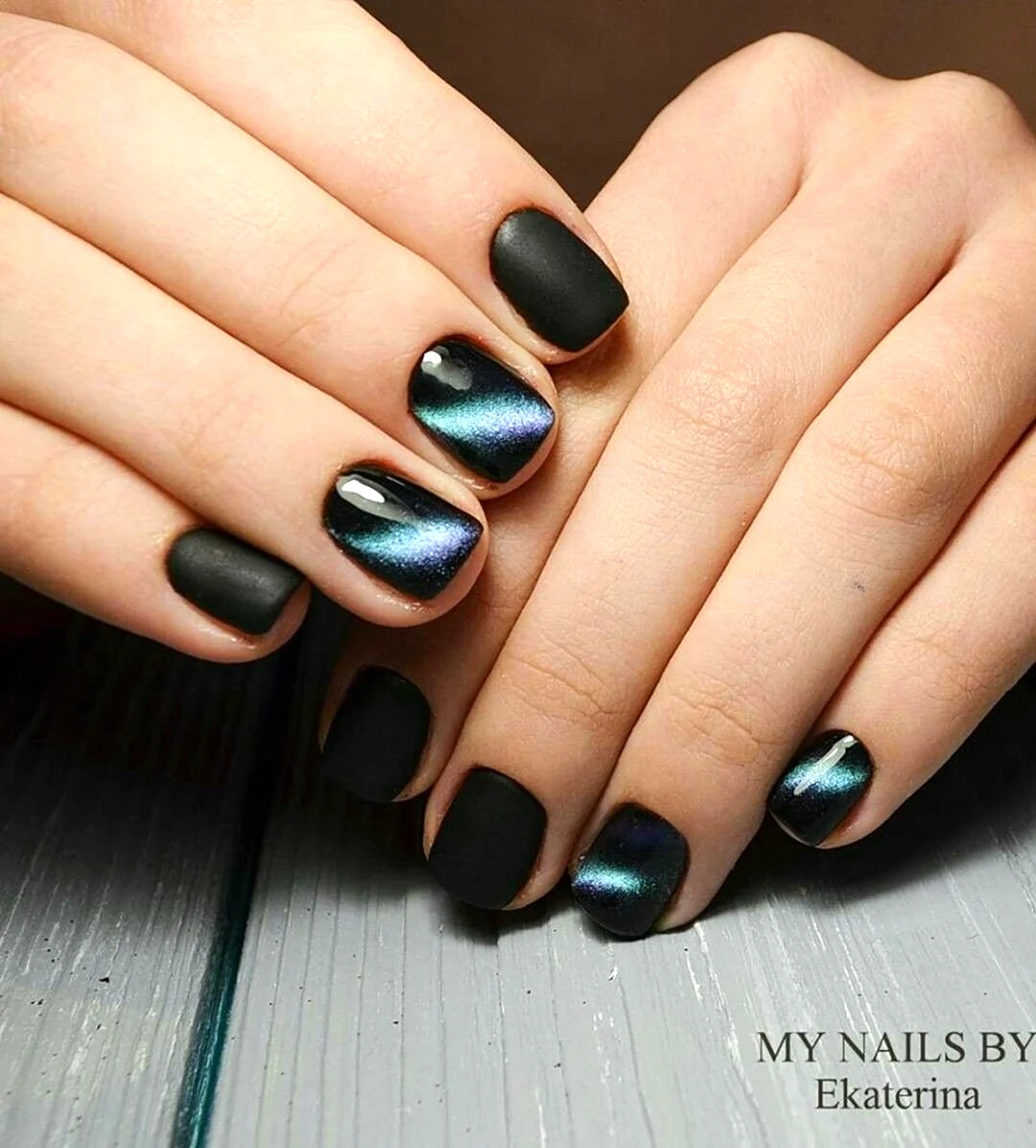 Маникюр черный кошачий глаз