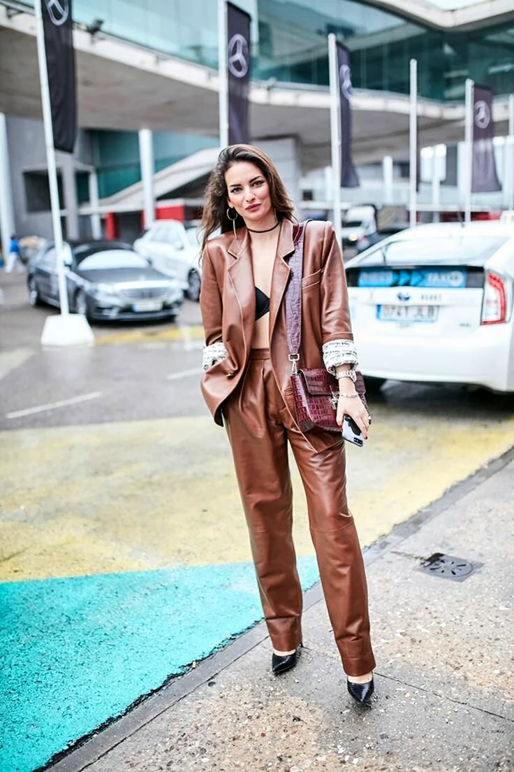 Кожаные тотал Street Style 2022
