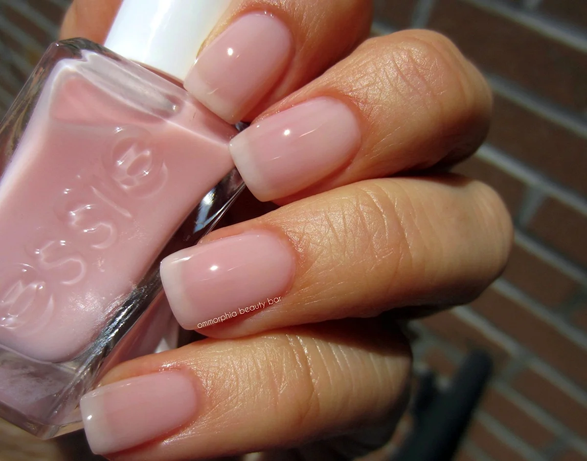 Лак Essie Sheer Fantasy