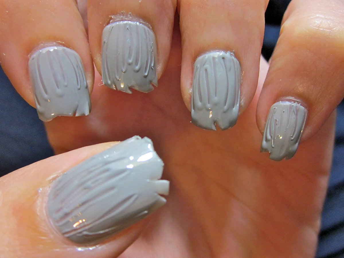 Прозрачный маникюр