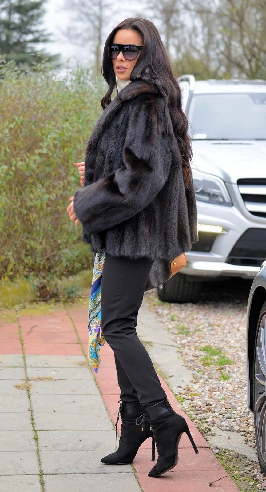 Стильные Луки в норковых шубах