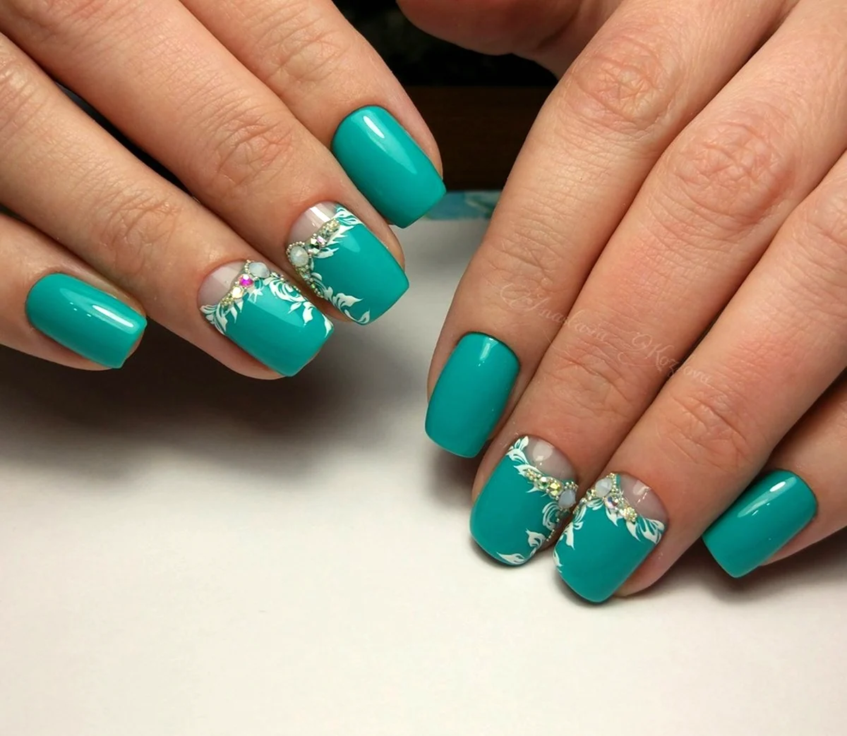 Мятный френч 2022