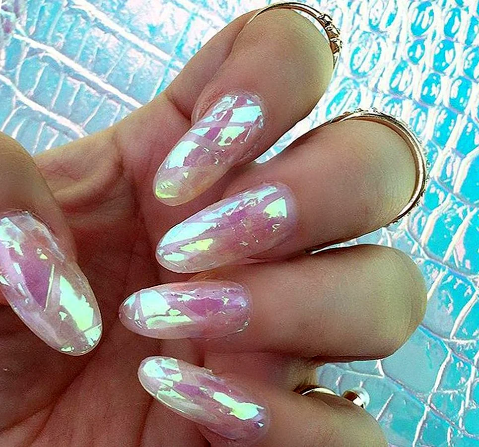 Прозрачные ногти