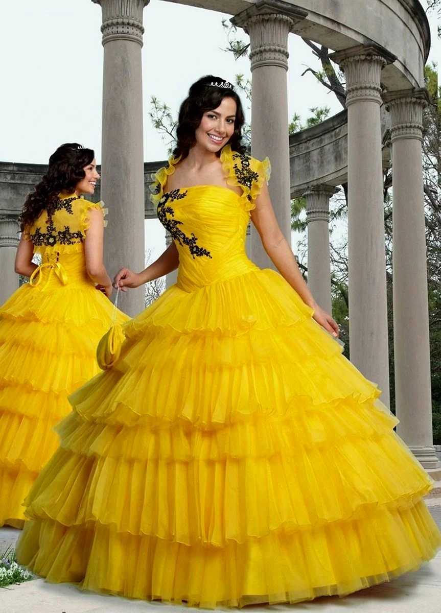 Желтое платье