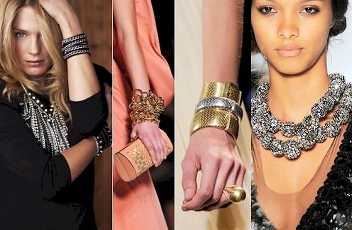 Серебряные и золотые украшения в одном образе