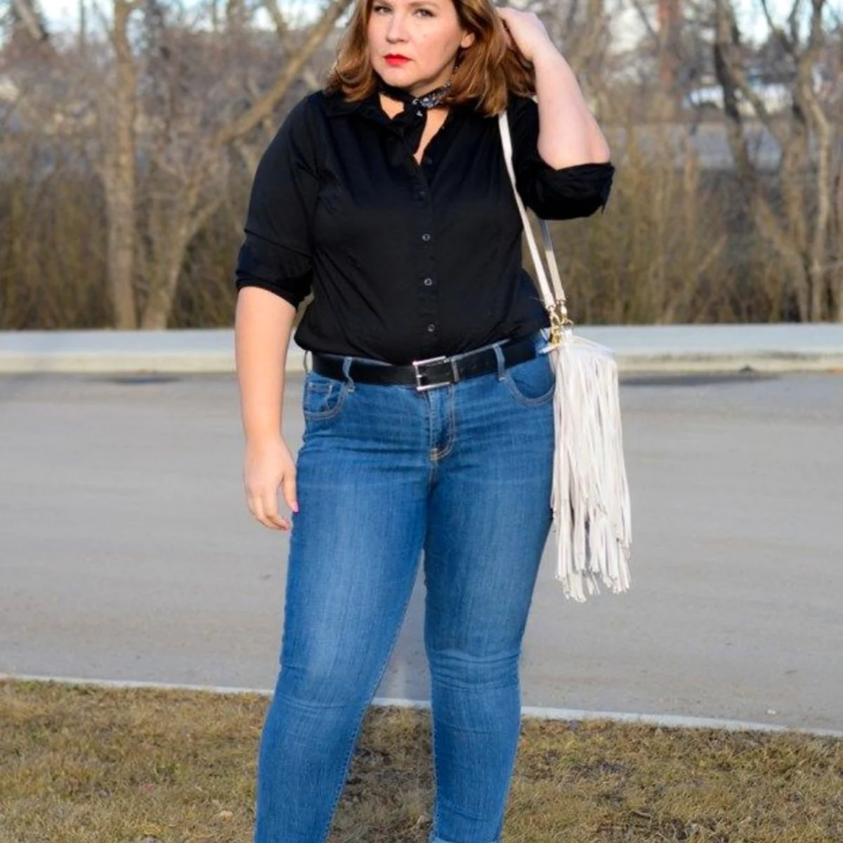 Джинсы мом на полных