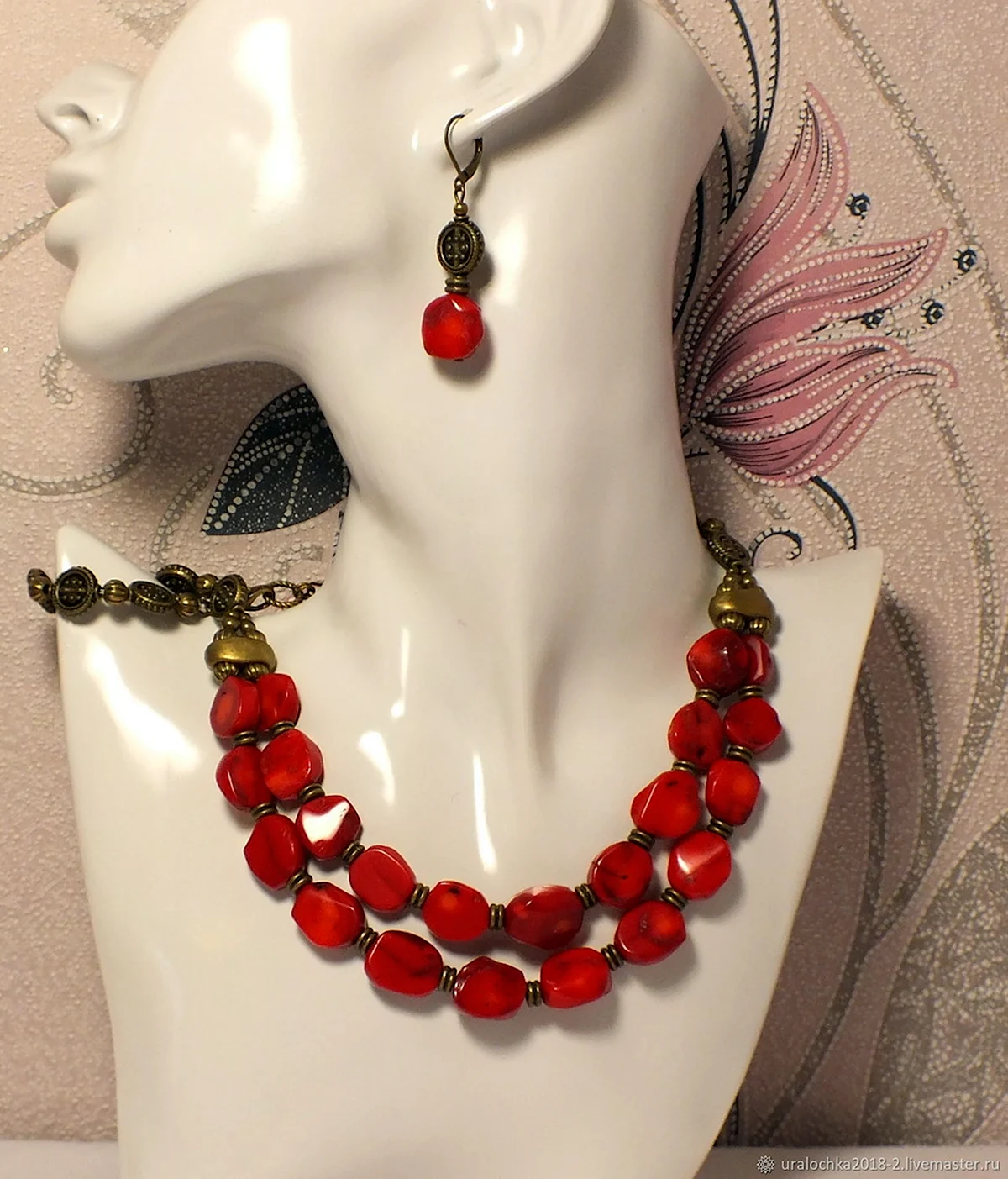 Серьги из коралла