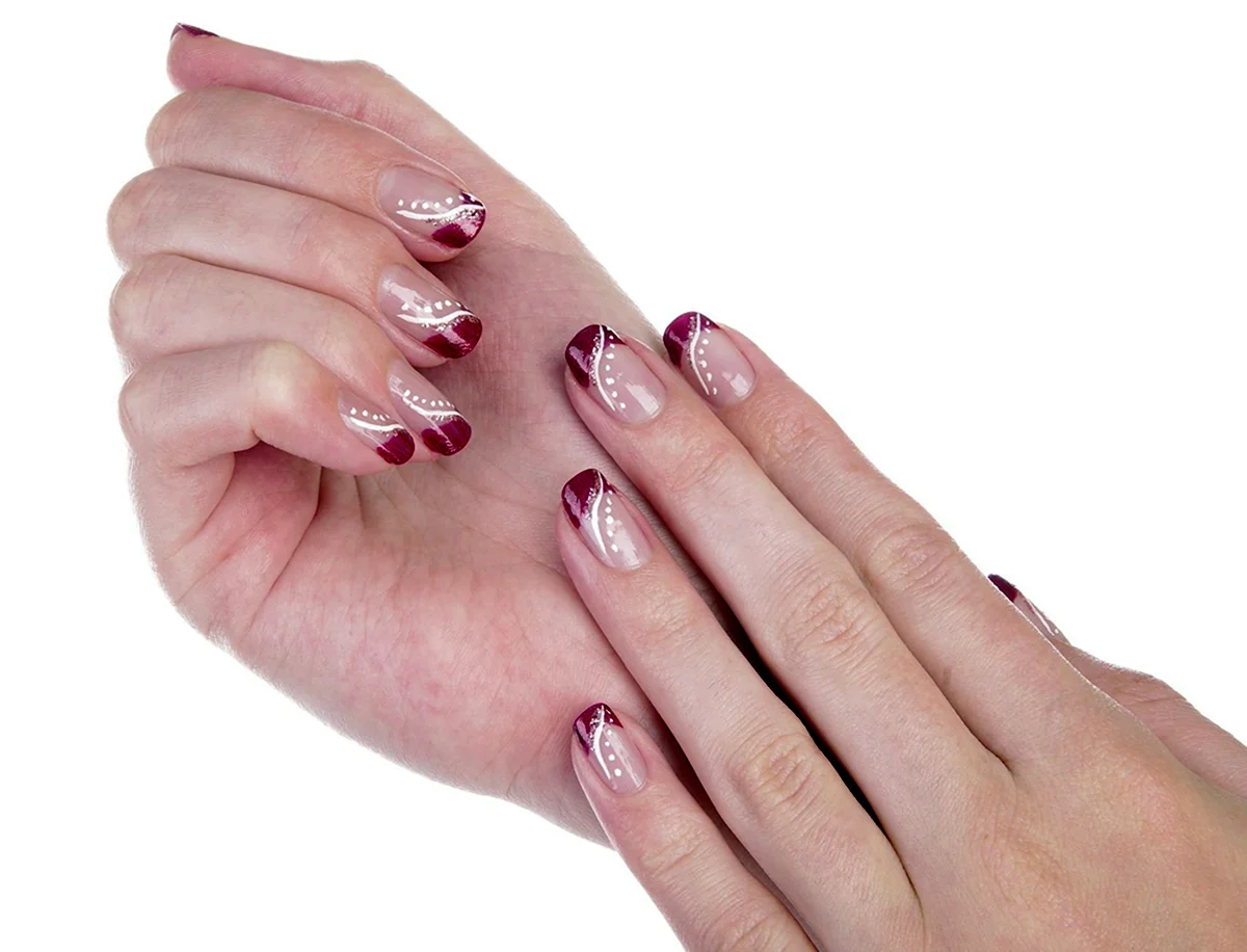 Маникюр на прозрачной основе