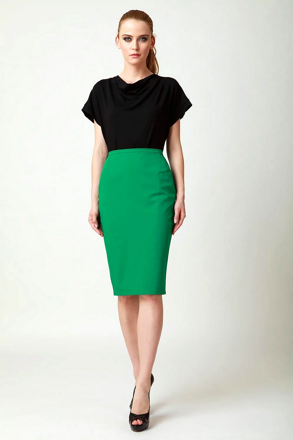 Зеленая юбка карандаш
